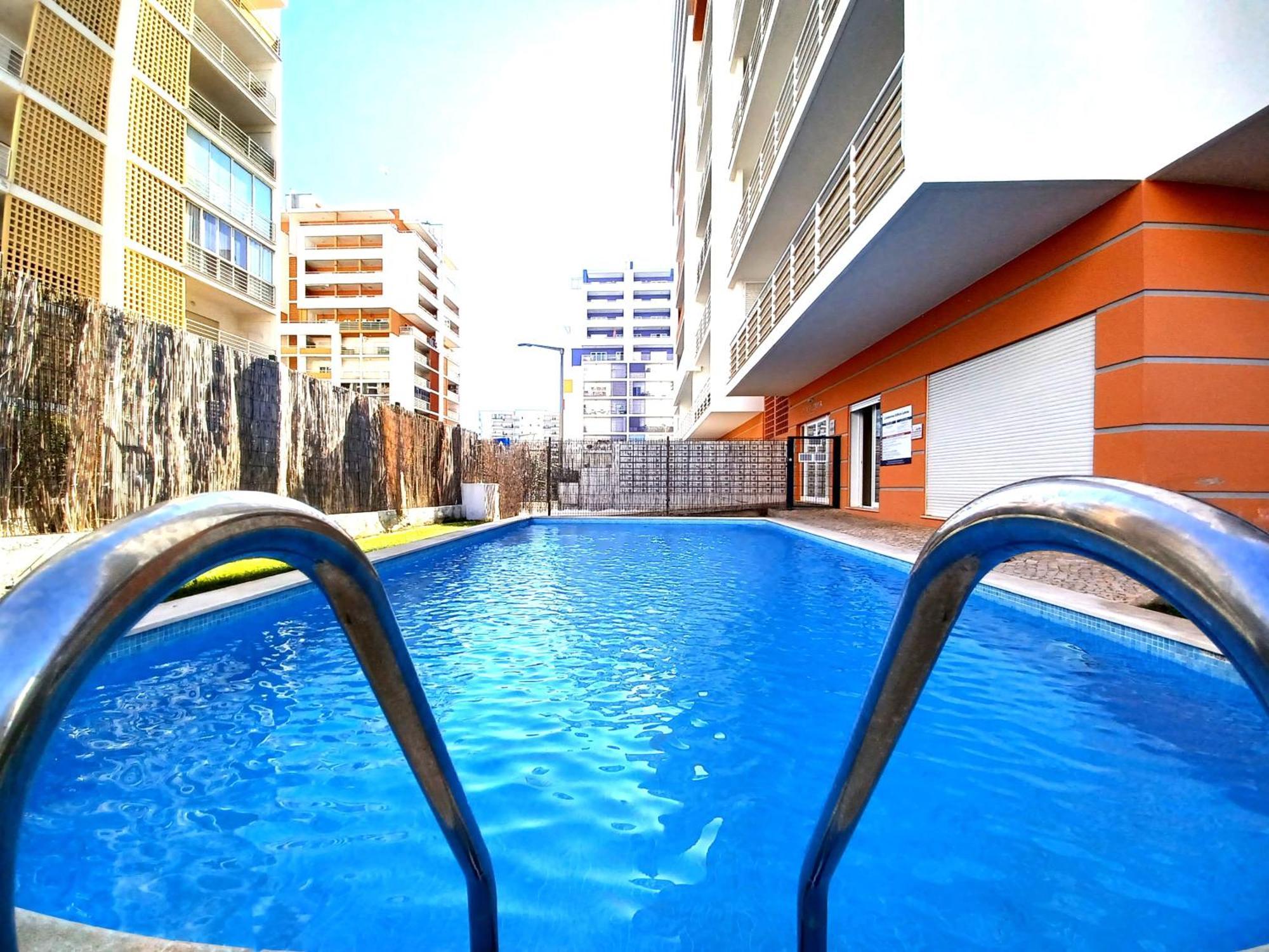 Edificio Lumina Sunshine Beach Apartment Portimão Extérieur photo