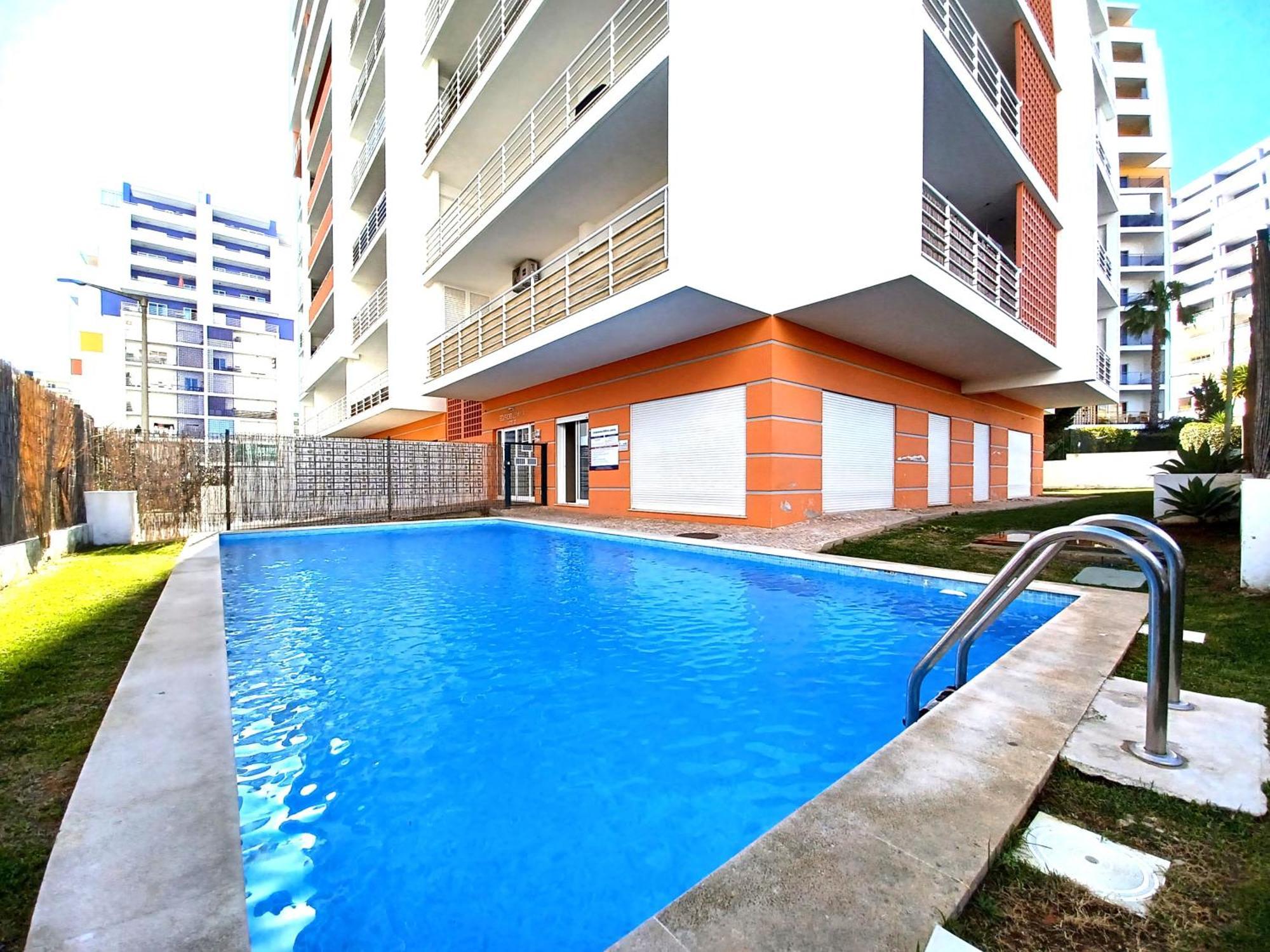 Edificio Lumina Sunshine Beach Apartment Portimão Extérieur photo